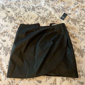 Abercrombie and fitch faux leather skirt